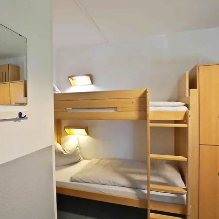 Hostel Jugendherberge Kiel *