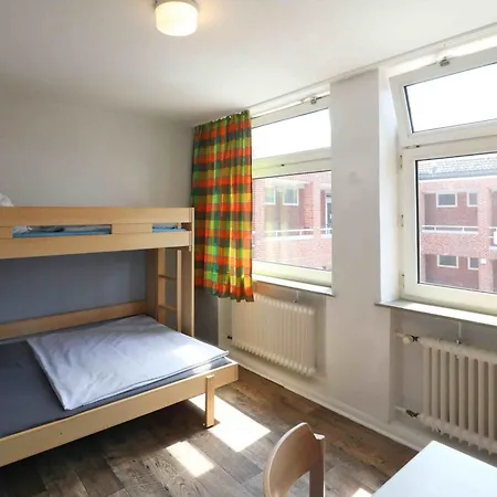 Hostel Jugendherberge Kiel *