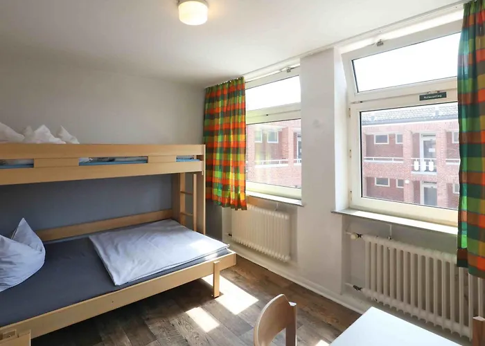 Hostel Jugendherberge Kiel *